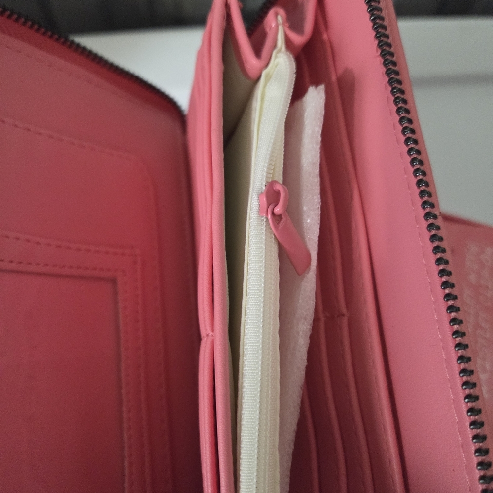 Betsey Johnson Pink Wristlet Clutch - Picture 9 of 9